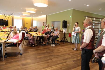 Fotos Muttertagsfeier in der Seniorenresidenz Obdach am 7. Mai 2024